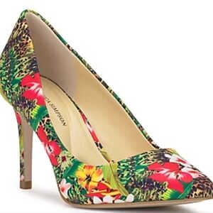 NWT JS Jessica Simpson Apelhan Womens Pointed Closed Toe Stiletto Heel Pumps Sz8